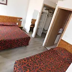 Hotel Brit Hotel du Commerce Bergerac 3*