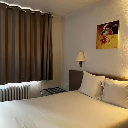 Hotel & Le Gambetta, Bergerac, Centre 3*