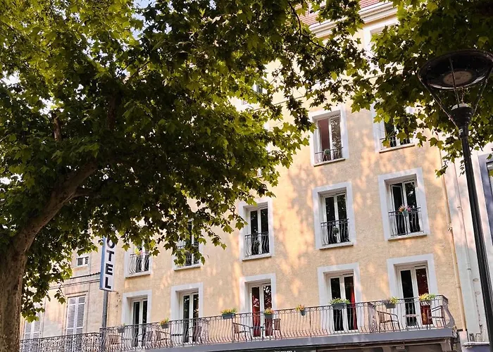 Hotel & Spa Le Gambetta, Bergerac, Centre Ville 3* Bergerac