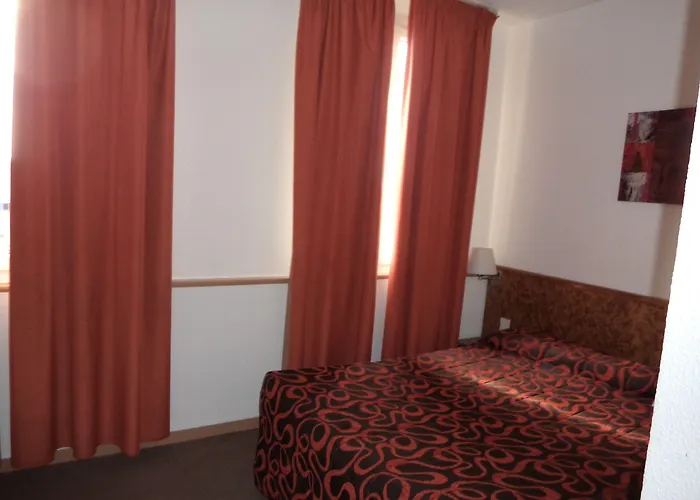 Hotel & Spa Le Gambetta, Bergerac, Centre Ville Hotel 3*