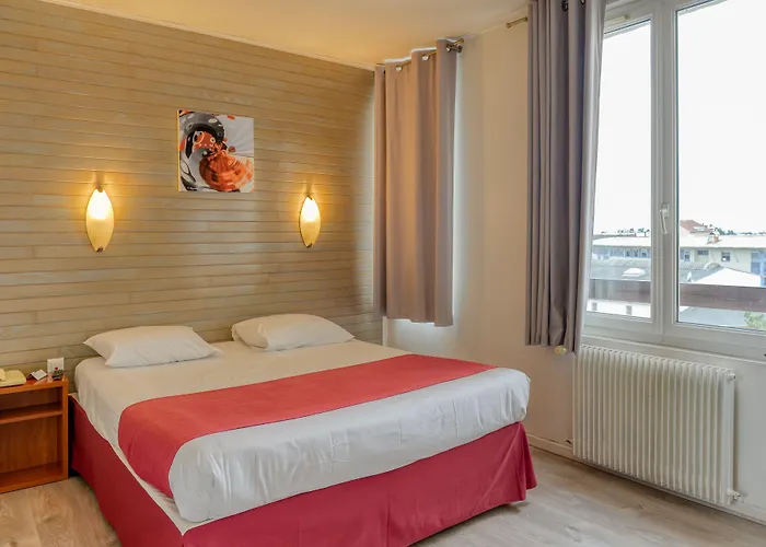 Hotel & Spa Le Gambetta, Bergerac, Centre Ville 3* Bergerac