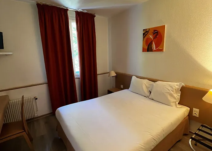Hotel Hotel & Spa Le Gambetta, Bergerac, Centre Ville 3*
